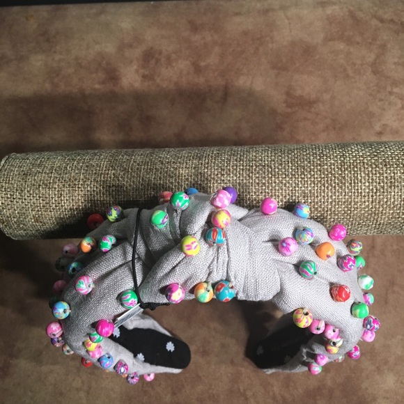 Lele Sadoughi Accessories - LELE SADOUGHI BRAND NEW AUTHENTIC GREY MILLEFIORI BEADED KNOTTED HEADBAN…